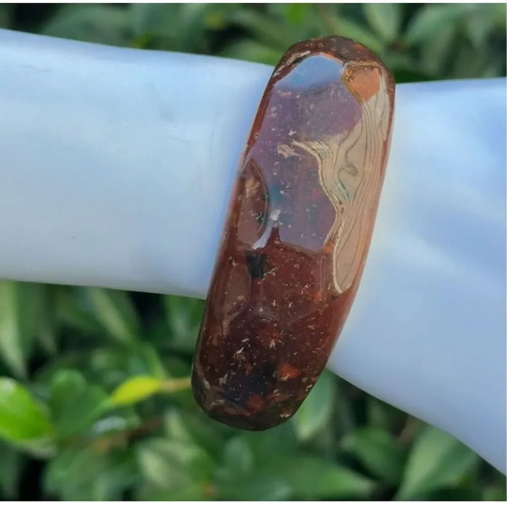 Brown speckled asymmetrical bangle bracelet